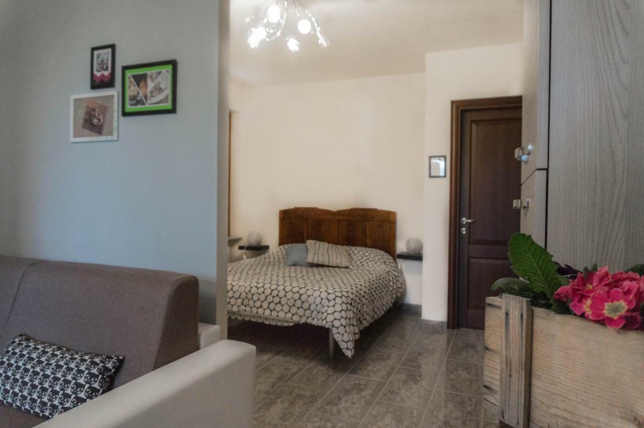 Apartmán Casa In Langa Alba  Exteriér fotografie