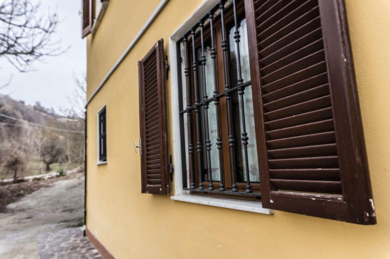 Apartmán Casa In Langa Alba  Exteriér fotografie